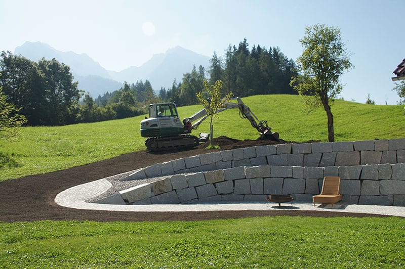 gartengestaltung_mit_granitsteinen