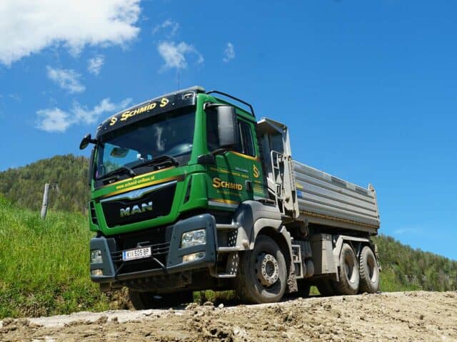 schmid_erdbau_job-portal_LKW-fahrer_in_offene_stelle