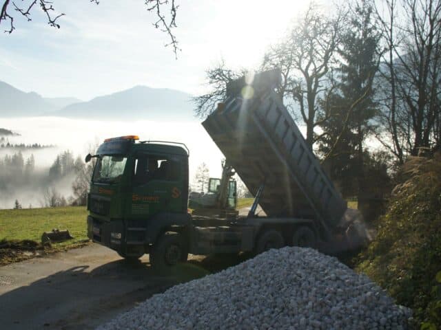 schmid_erdbau_job-portal_anstaendig_LKW_fahrer_in