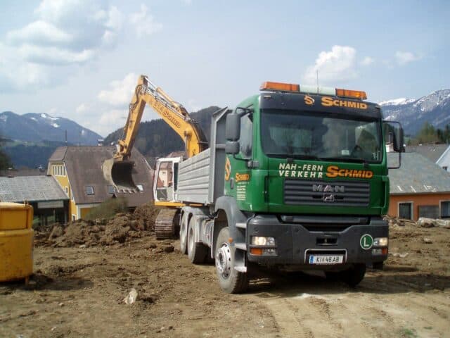 schmid_erdbau_job-portal_job_LKW_fahrer_in_baustelle