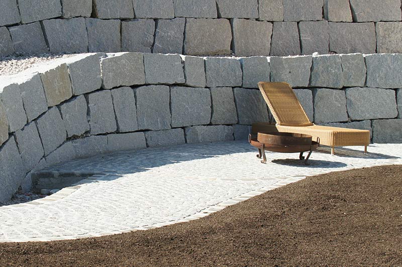 granit-steinmauer