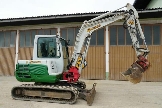 bagger_mieten_takeuchi_tb250