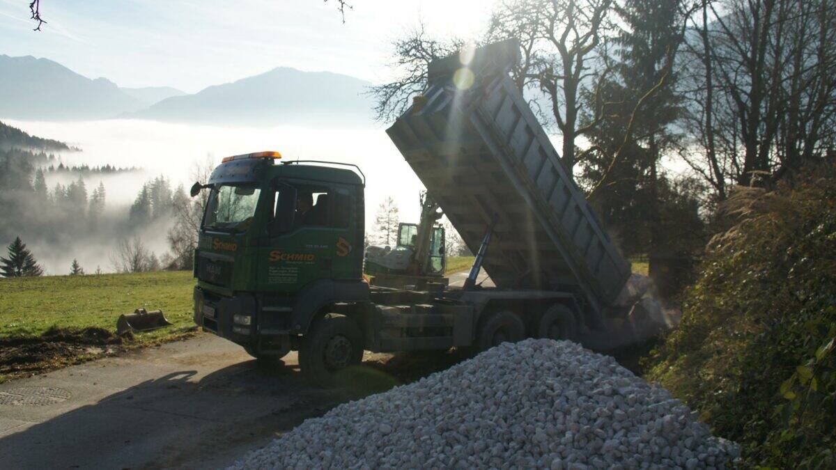 schmid_erdbau_anstaendige_beratung_vor_projektbeginn