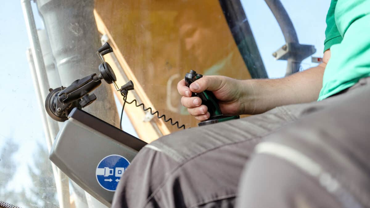 weiterbildung_schmid_erdbau_zukunft_technik