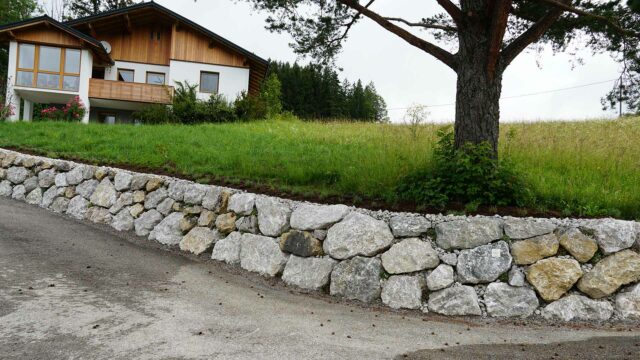 verlegung-wurfsteinmauer-kalkstein-rossleithen_2
