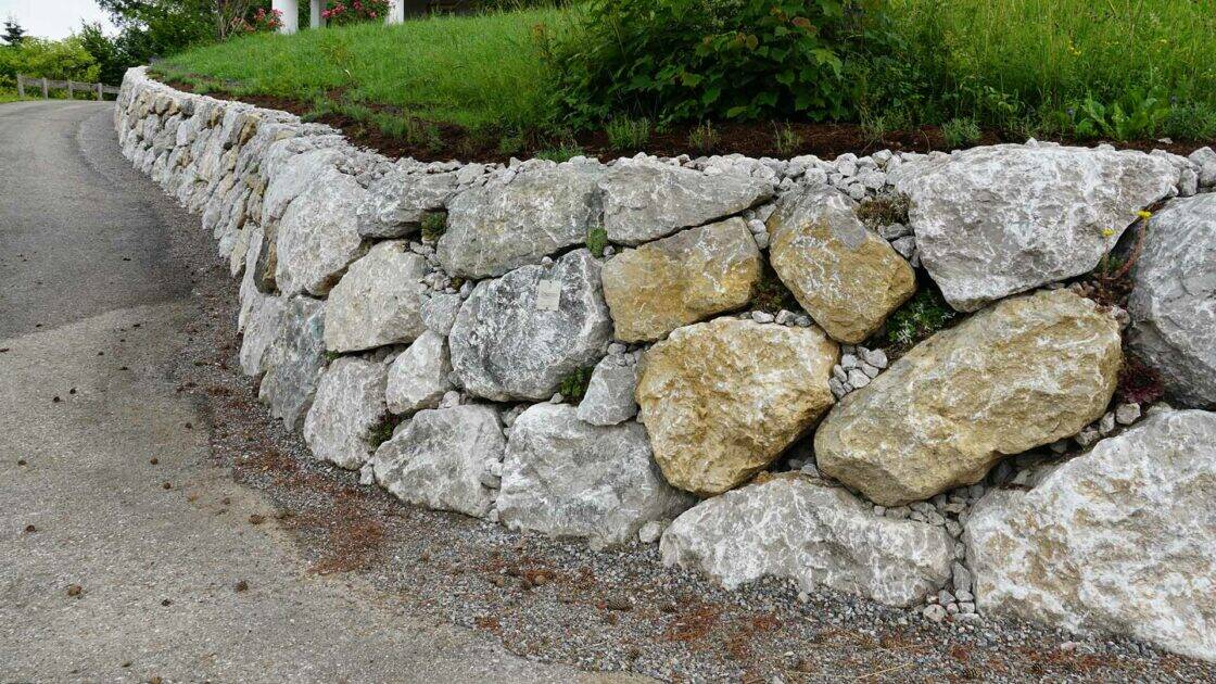 steinschlichtung_kalkstein_rossleithen