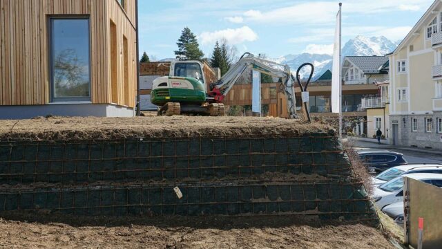 bewehrte_erde_windischgarsten_zur_hangabstuetzung_im_garten_im_ortsgebiet